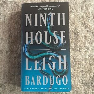 📚 4/20$ 📚 Ninth House - Leigh Bardugo